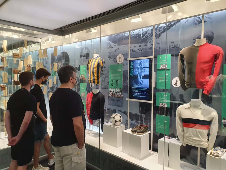 Rosario: Newell's Old Boys Football Match and Messi Tour - Is $140 fair for the experience?