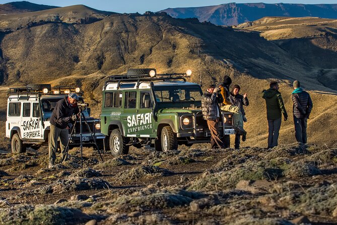 SAFARI EXPERIENCE - WILDLIFE & STEPPE - Fossilized oysters in the middle of Patagonia