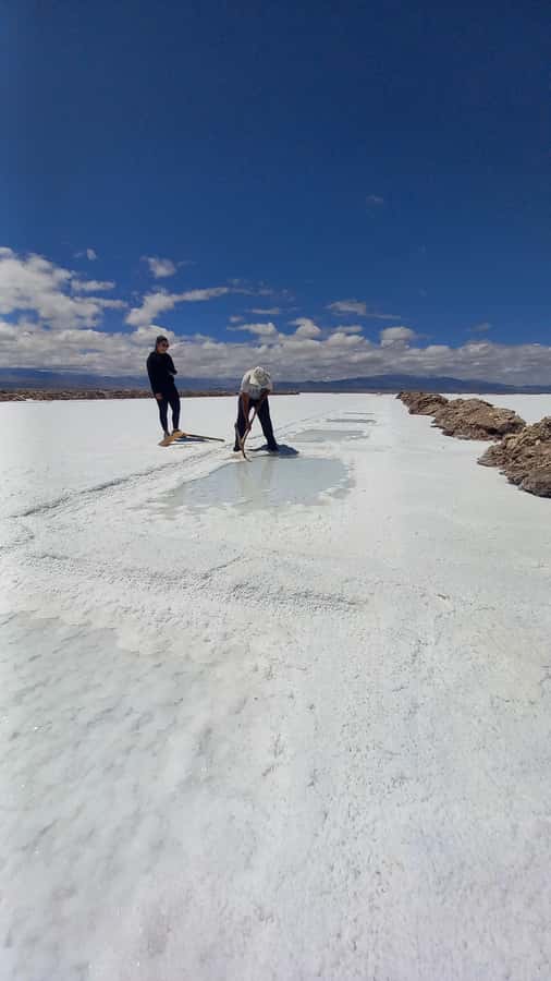 Salinas grandes by bike with lunch - Riding 7 kilometers across the salt