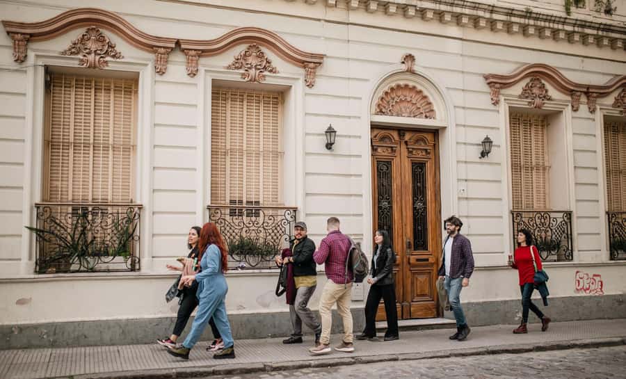 San Telmo: Historical Guided Tour with Street Food & Drinks - Language, access, and planning details