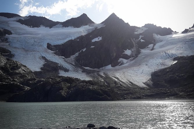 Small group Trekking to Vinciguerra Glacier and Témpanos Lagoon - Why this Ushuaia hike is worth your time