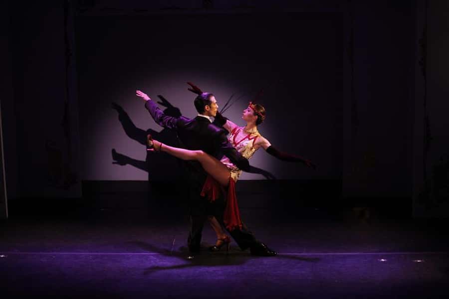 Tango Show at Café de los Angelitos - How the tango story unfolds from 1920 to Piazzolla