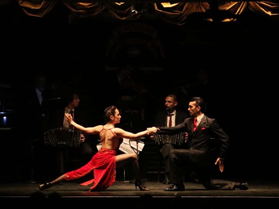 Tango show in La Ventana with optional Dinner - Who will enjoy La Ventana most?