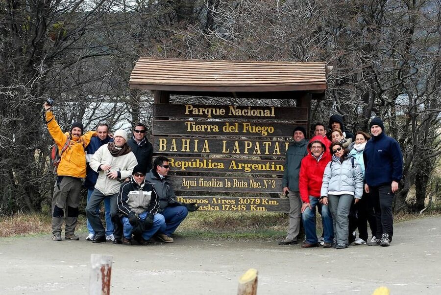 Tierra del Fuego National Park: Small Group Tour with Lunch - Lake Acigami, Laguna Verde, and Rio Ovando