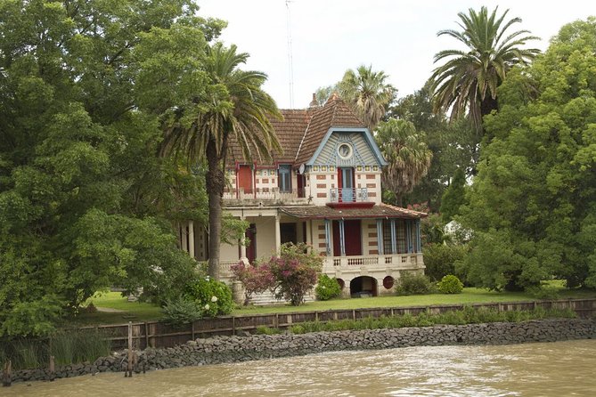 Tigre Delta Tour From Buenos Aires - Arriving in Tigre by the riverfront