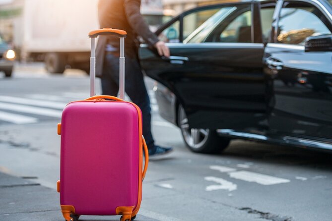 Transfer Buenos Aires International Airport (EZE) to Downtown Hotel - The private ride into Buenos Aires