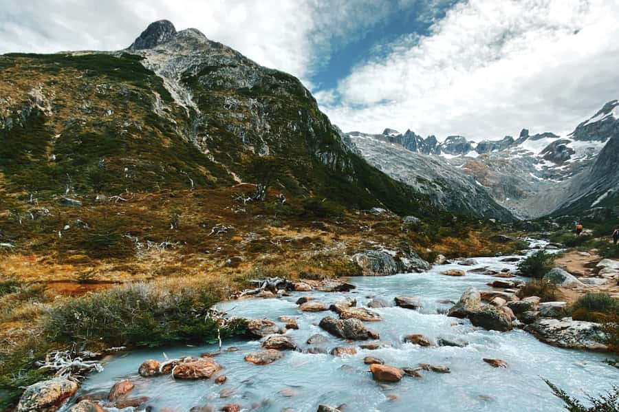 Trekking to Emerald Lagoon - Crossing peat bogs, rocks, and southern forest