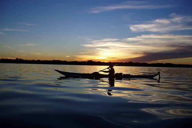 TRU KAYAK - Navigating the Uruguay River - The safety lesson comes first