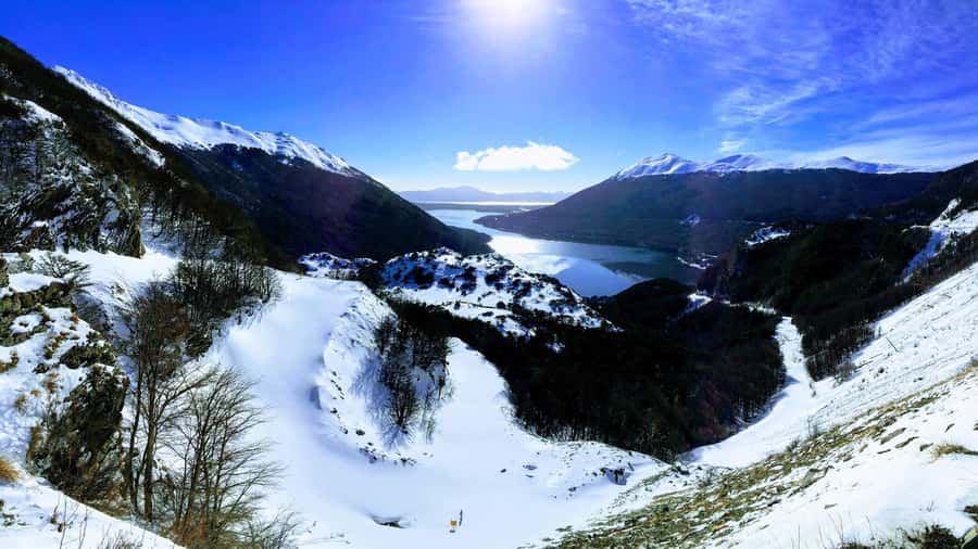 Ushuaia 4WD Off-Road Adventure: Hidden Lakes & Argentine BBQ - Leaving Ushuaia for the Fuegian Andes