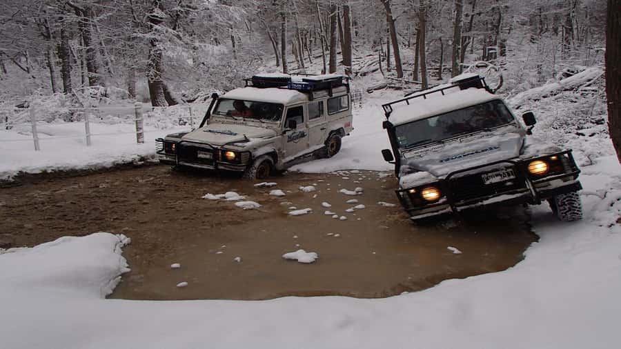 Ushuaia 4WD Off-Road Adventure: Hidden Lakes & Argentine BBQ - Winter plans at Tierra Mayor