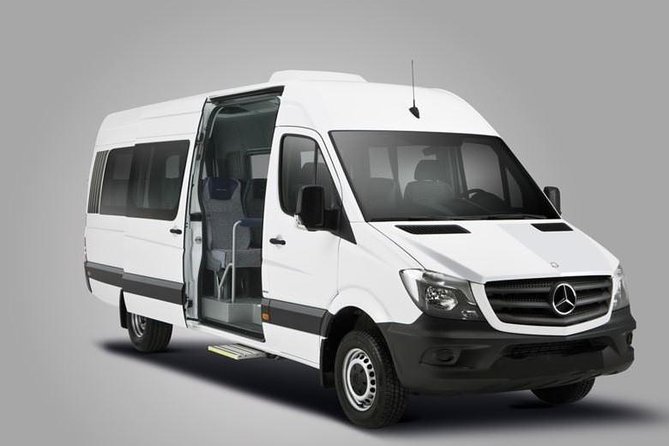Ushuaia Airport Shared Transfer - Key points to know before you book