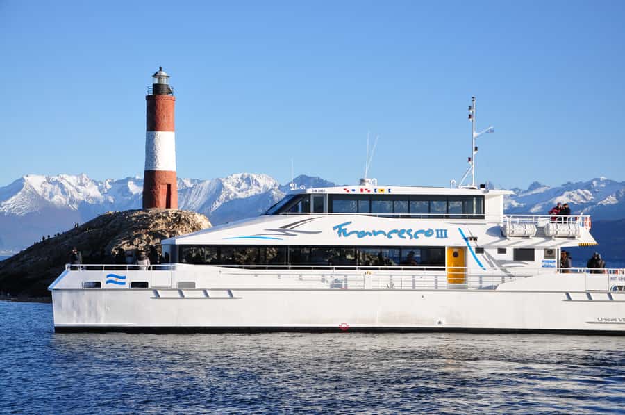 Ushuaia: Beagle Channel & Sea Wolves Island Catamaran Cruise - Bird’s Island and the Beagle Channel wildlife