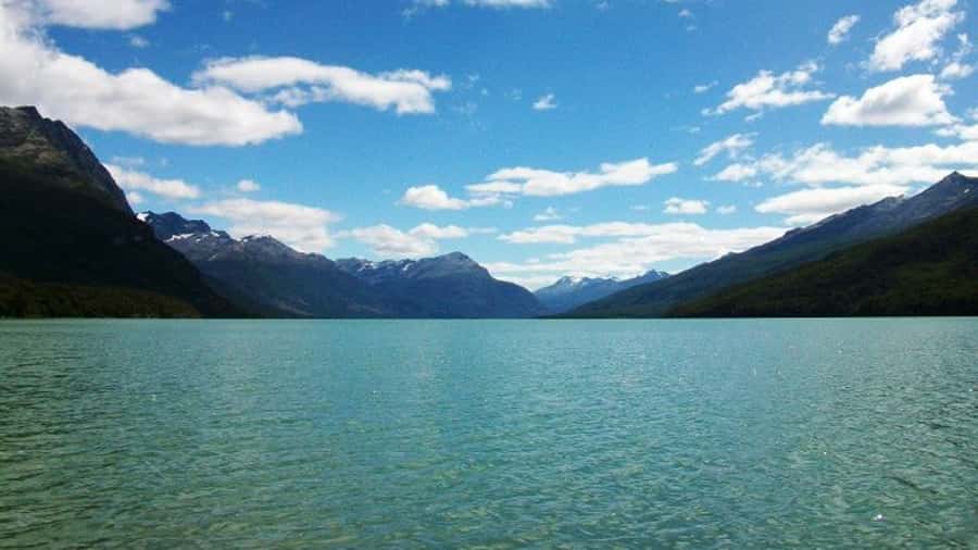 Ushuaia: End of the World Train Ride & Tierra del Fuego Park - Tourist Class or Premium Class?