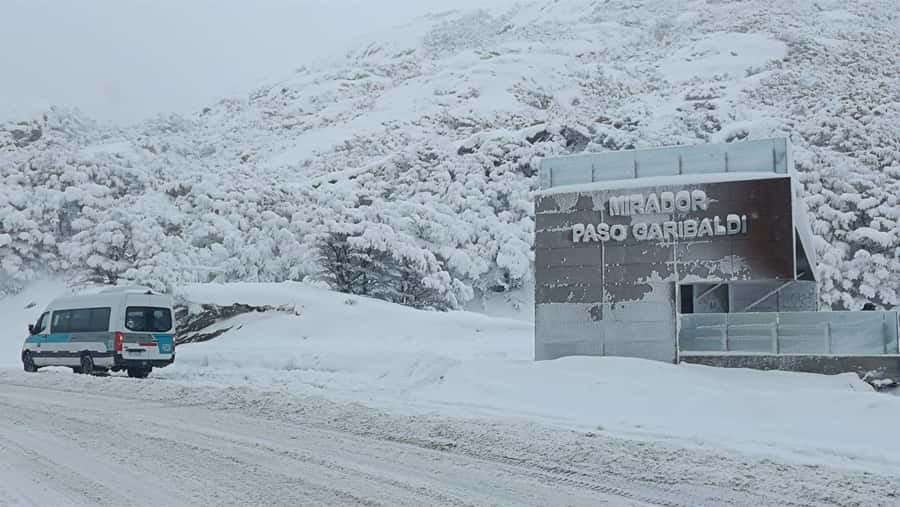 USHUAIA | Escondido and Fagnano Lakes - Adding a Fuegian lamb lunch