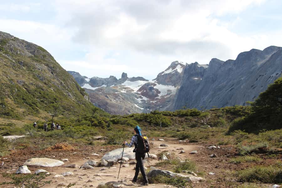Ushuaia: Laguna Esmeralda Guided Trek with Box Lunch - From Ushuaia to the forest trailhead