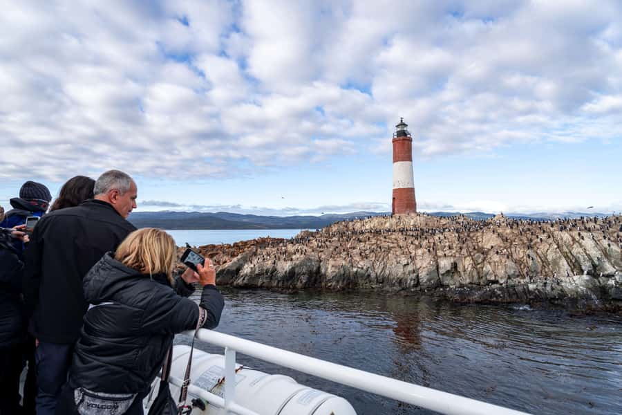 USHUAIA | Navigation: Sea Lions, Birds and Lighthouse - Should you book this Beagle Channel experience?