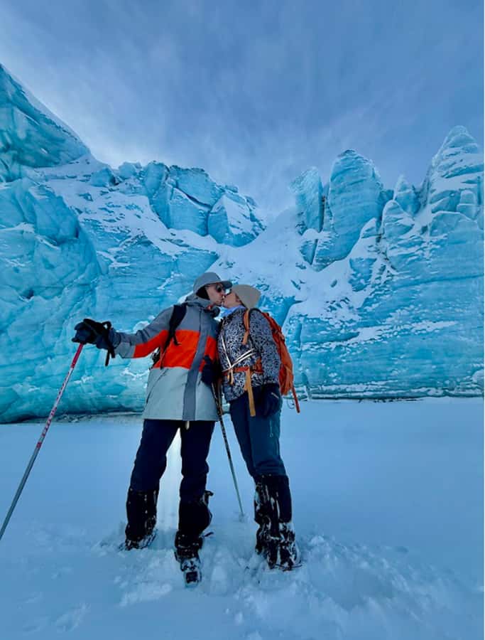 Ushuaia: Ojo del Albino - Full day trekking - Ojo del Albino Glacier and Its Lagoon