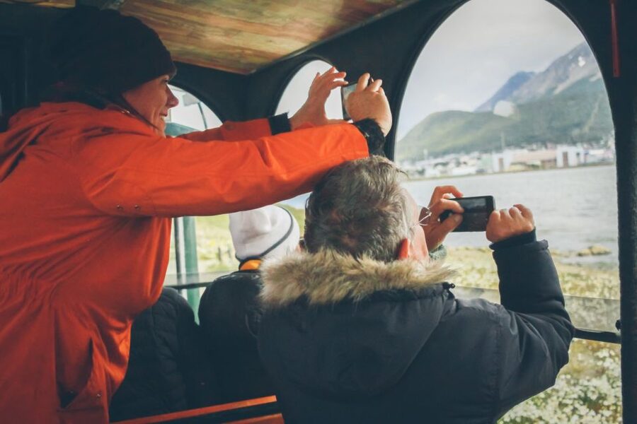 Ushuaia: Panoramic City Train Tour - Who should book this city circuit?
