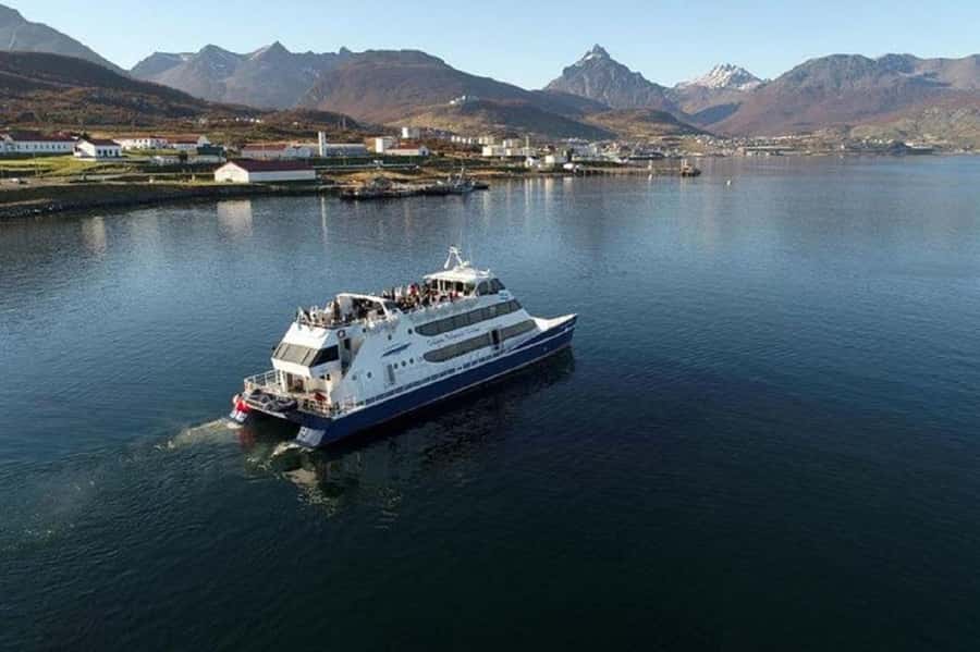 Ushuaia: Sailing Beagle Channel to the Penguin Colony - What the six-hour schedule feels like