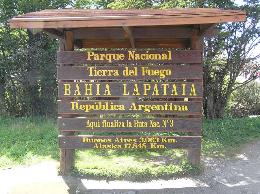 Ushuaia: Shared Experience "Tierra del Fuego" National Park - Ensenada Zaratiegui and the southern forest