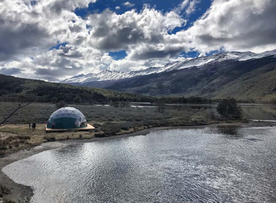 Ushuaia: Tierra del Fuego Trekking and Canoeing - Guide quality and the small-group setting