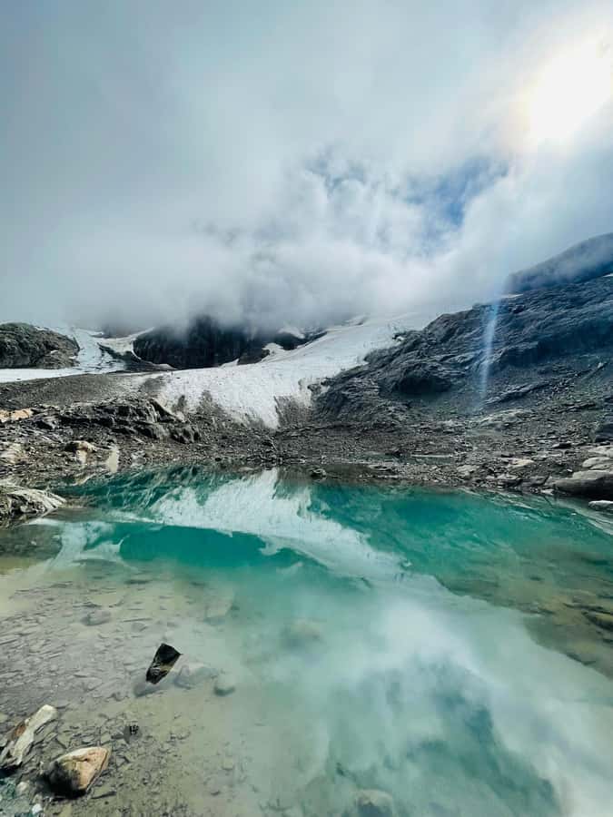USHUAIA: TREKKING IN LAGUNA DE LOS TÉMPANOS AND VINCIGUERRA GLACIER - Reaching the vegetation line and the thawing waterfall