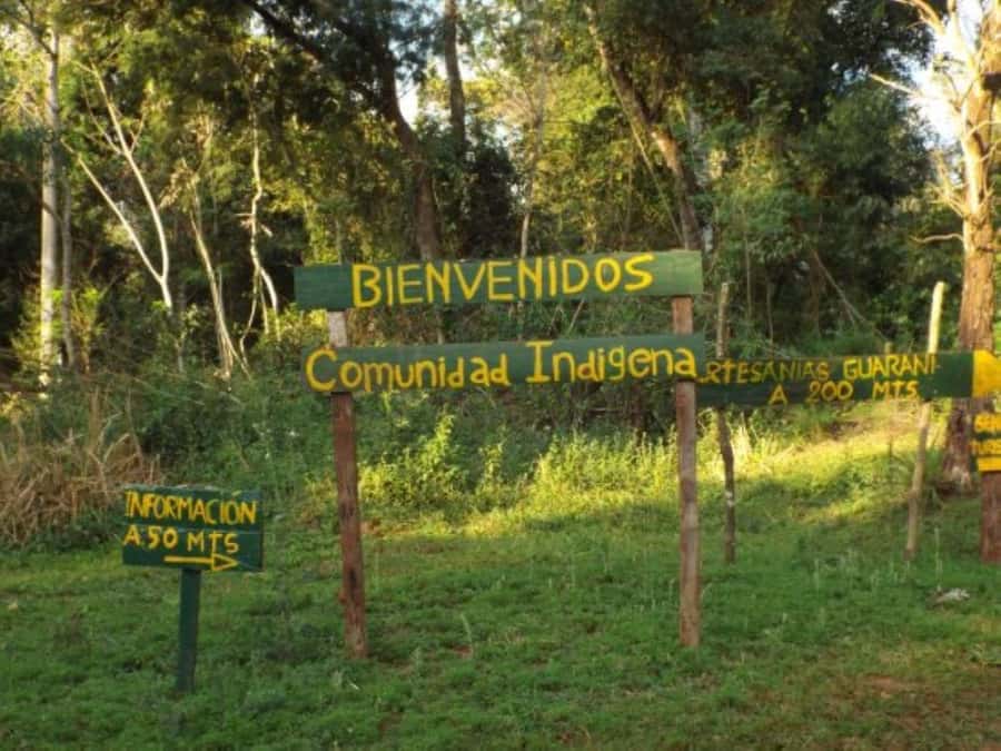 Visit Guarani village at Mborore Fort with brunch - Myths, medicine, songs, and crafts