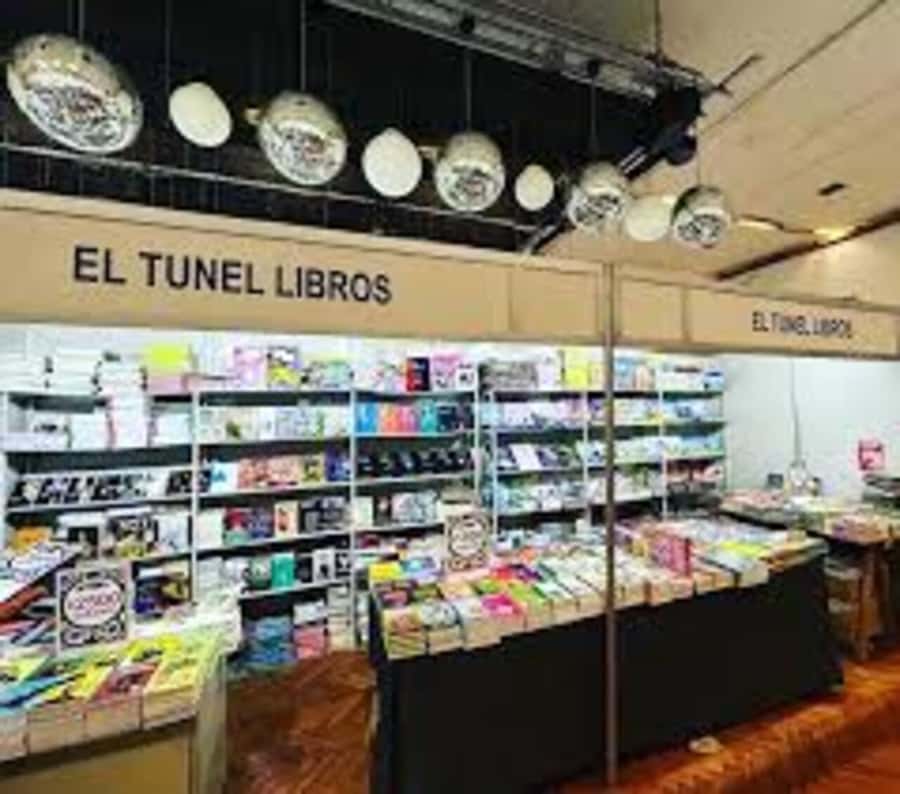 Walking Tour: Buenos Aires bookstores - The walk to El Ateneo Grand Splendid