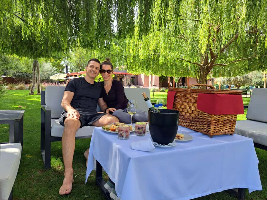 Wine and Chocolate Bike Tour: ride, taste, lunch, vineyards. - Why this Mendoza bike tour works so well