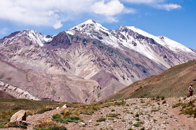 Wonders of the High Andes from Mendoza - Leaving Mendoza for the Potrerillos Dam